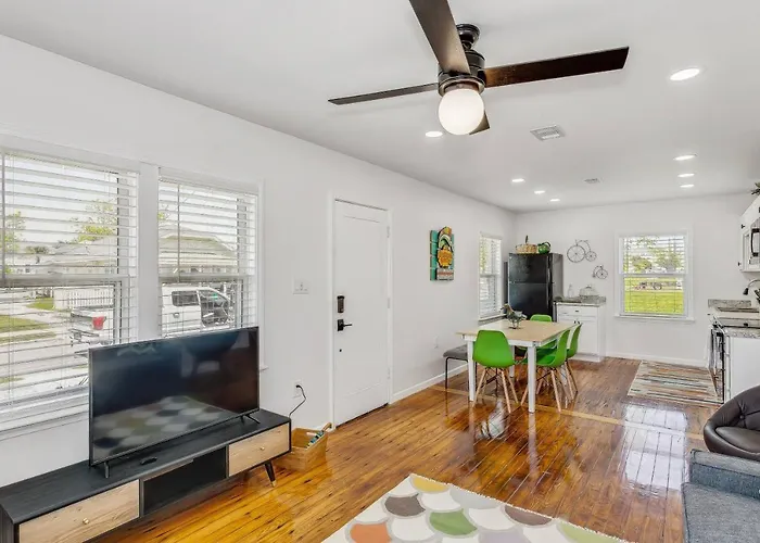 323 W Zarragossa Holiday home Pensacola